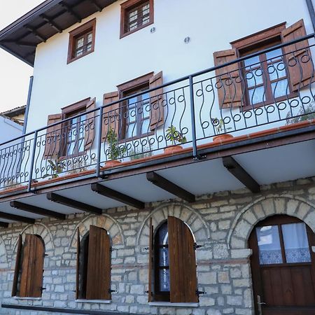 Vila Art Berat Castle Exterior photo